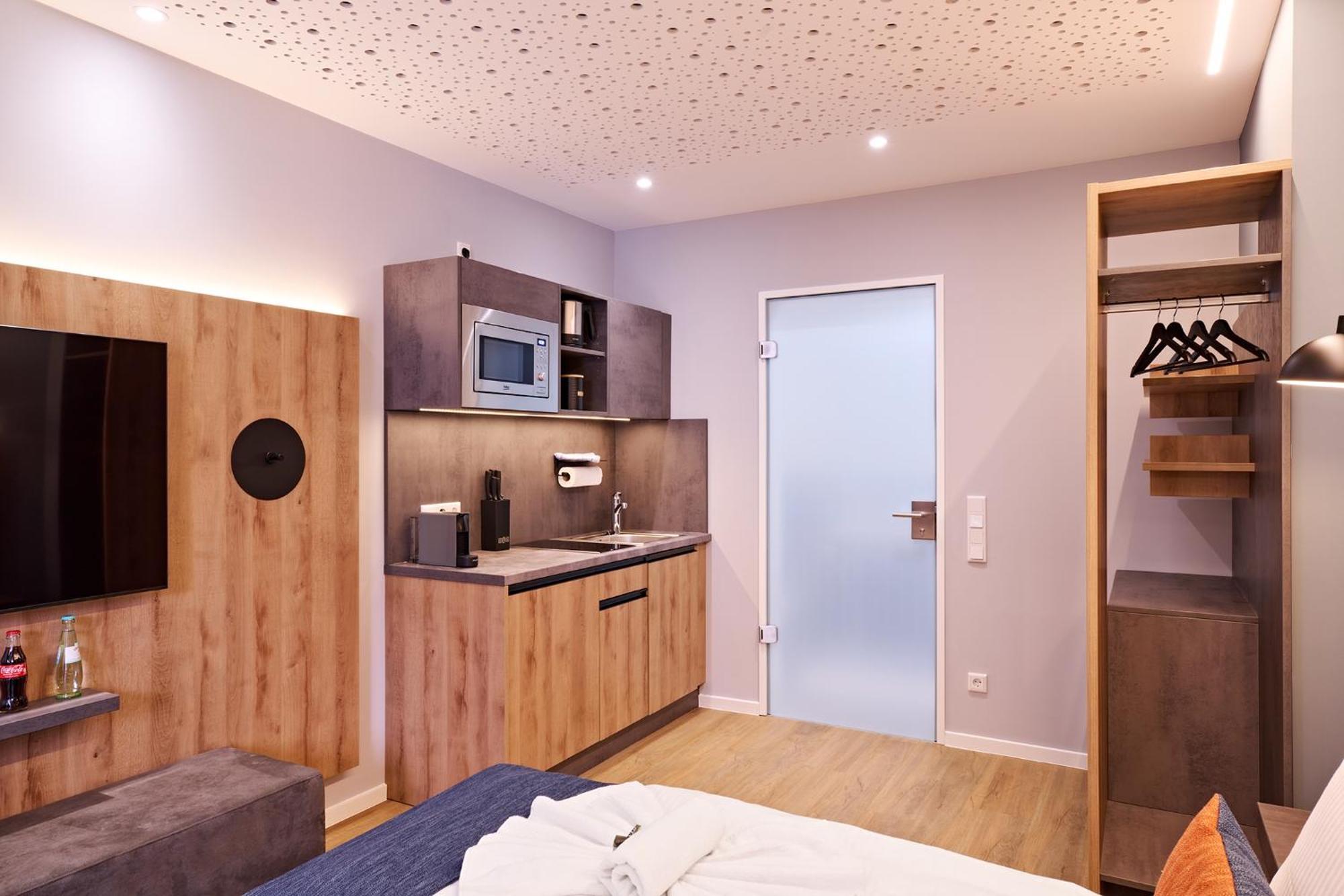 Xzllenz Traum Studio-Apartment, Frei-Parken, U-Bahn, Kueche Νυρεμβέργη Εξωτερικό φωτογραφία